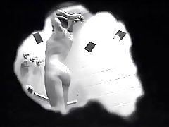 Mergina atsižvelgiant dušas ir masturbuotis